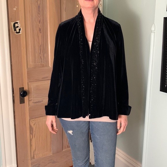 J.R. Nites by Caliendo black velvet opera jacket size small - Picture 2 of 6